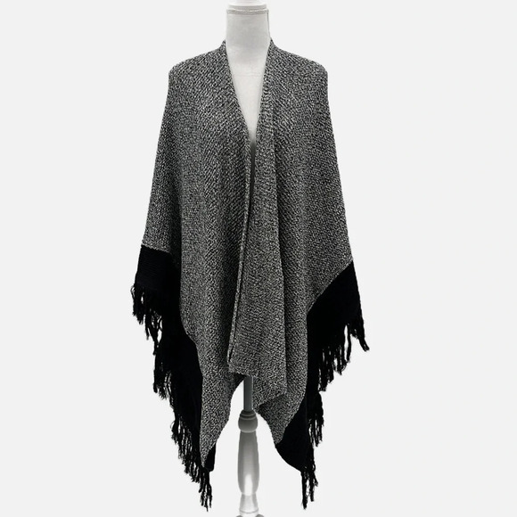 Cabi Pepper Cape Wrap Shawl Sweater in Peppercorn - Size O/S - Picture 2 of 7